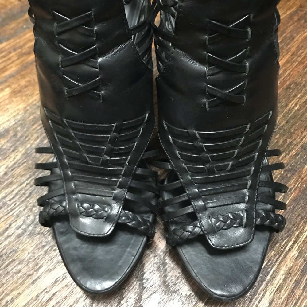 Pour La Victoire Black Leather Gladiator Style Heels